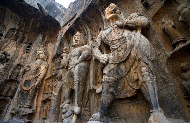 Private All Inclusive Luoyang Tour of Shaolin Temple & Longmen Grottoes
