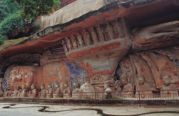 1-Day Chongqing Dazu Rock Carvings Private Tour With the Lunch