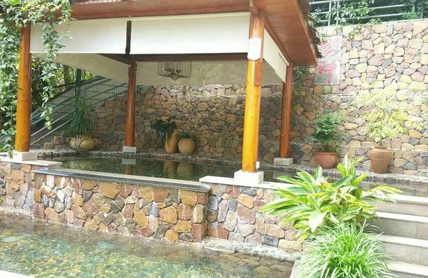 2 Day Longsheng Hot Spring Private Tour Combo Package