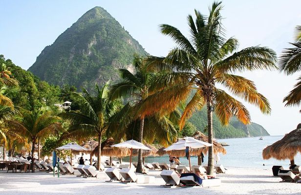 St Lucia Shore Excursion: Land & Sea Tour