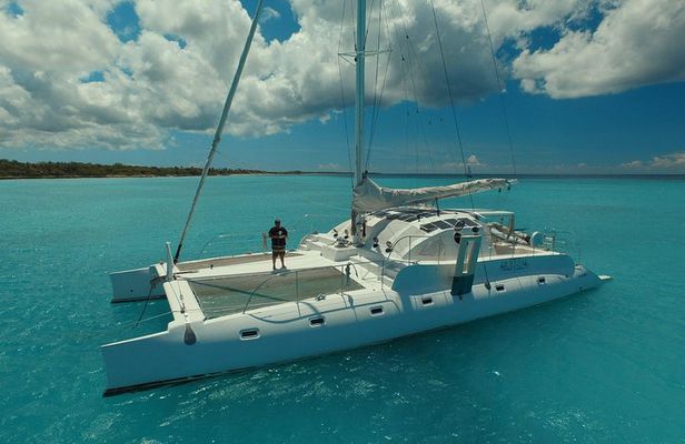 Private Luxury Catamaran - Saona or Catalina island