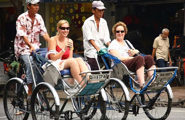 03 Hour Pedicab Explore Nha Trang City (Small Group Tour)