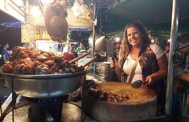 Small-Group Chiang Mai Evening Street Food Tour