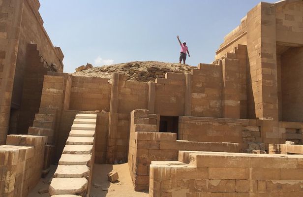 Half Day Guided Tour to Sakkara and Memphis