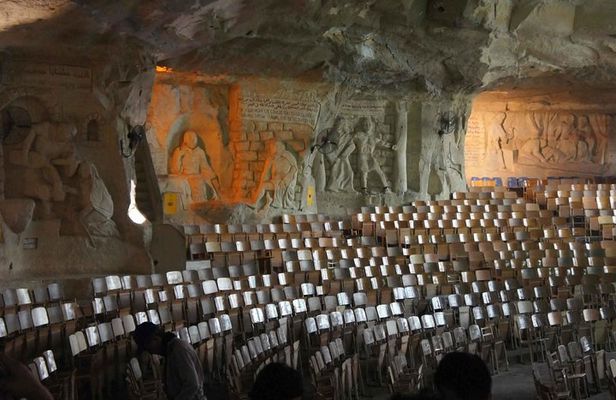 Private Half Day Tour to Cave Church and Garbage City