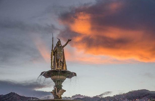 Cusco by Night: Planetarium Cusco, Dinner, and Pisco Sour