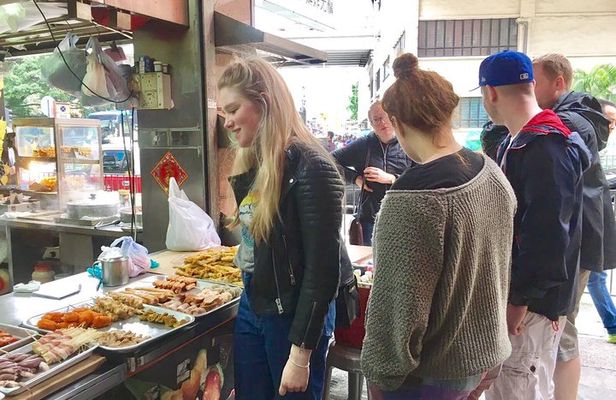 Small-Group Tour: The best bites of Mongkok