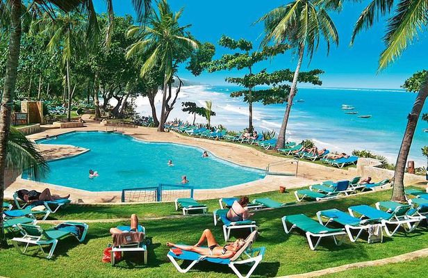 10-Days Kenya Wildlife Private Safari and Mombasa Diani Beach Holidays