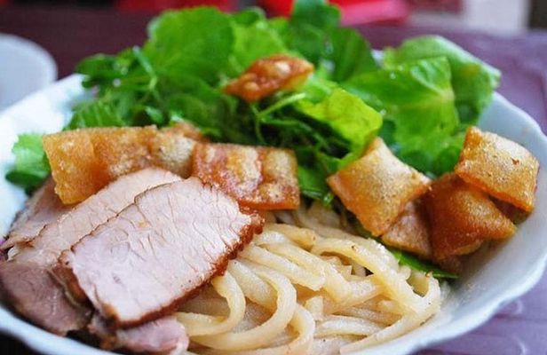 Hoi An Street Food Tour By Scooter