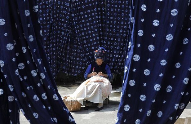 1-Day Dali Tie Dye Experience Private Tour