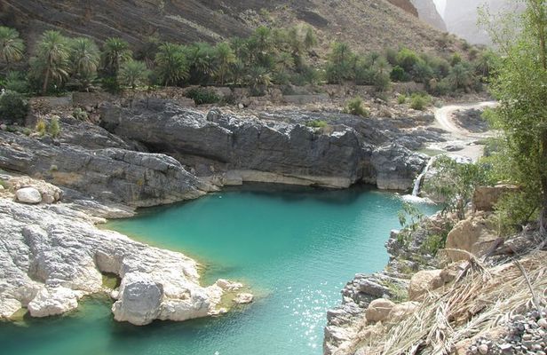 Wadi Shab and Bimmah Sinkhole 4X4 (Private Tour )