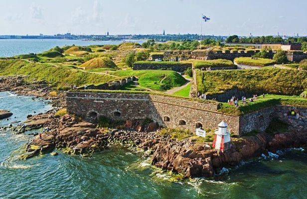 Helsinki and Suomenlinna Sightseeing Tour
