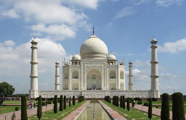Private Full-Day Agra Tour from Delhi with Lunch