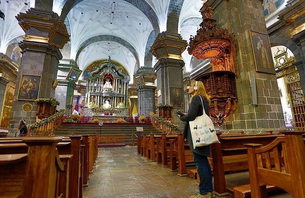 Cusco 4-Hour Private Tour Including Sacsayhuaman and Qenqo