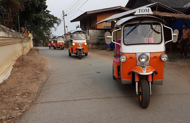 Full-Day Guided Tuk Tuk Chiang Mai Adventure and Rafting