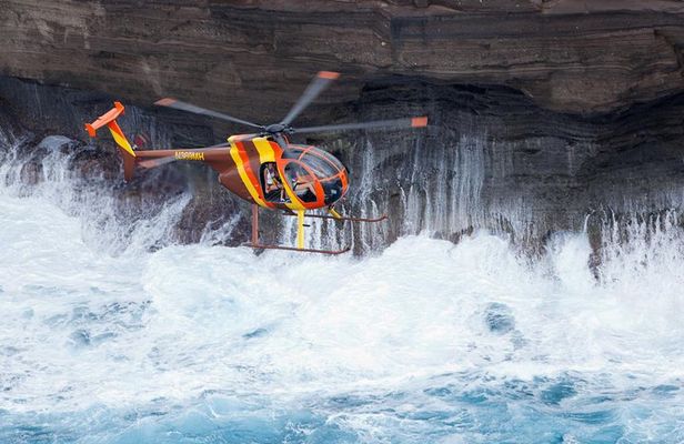 Magnum PI Hughes 500 4-Passenger Doors-Off Helicopters