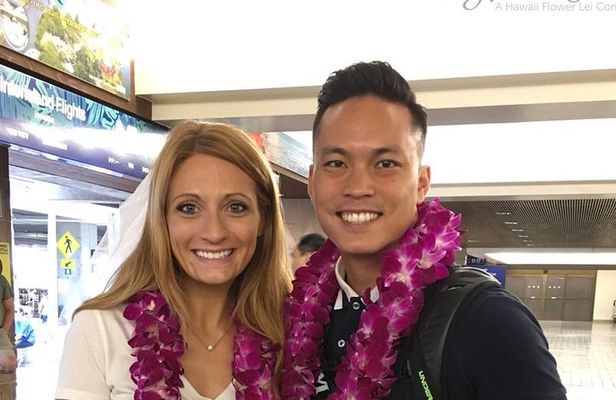 Honeymoon Airport Lei Greeting on Lihue Kauai
