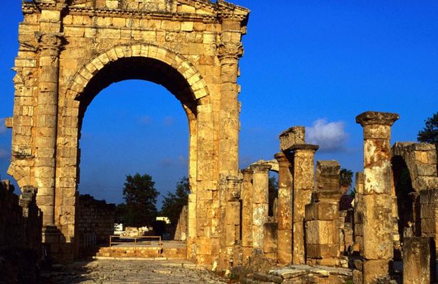 PRIVATE city tour of Old Sidon & Historic Tyre