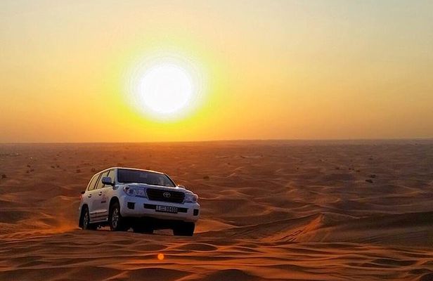 Sun Rise Desert Safari & Sandboarding (Private Vehicle)