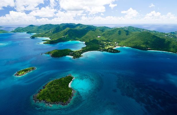 Best of St. John: Kayak, Snorkel & Picnic to Honeymoon Beach