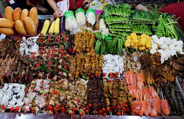 Hanoi Local Food Walking Private Tour