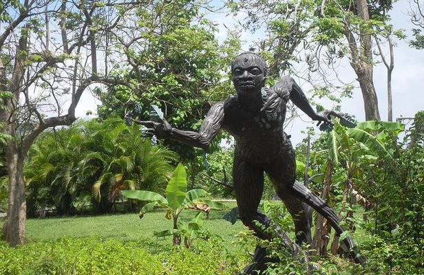 Caguas Cultural Day Trip from San Juan Including Botanical Garden and Lunch