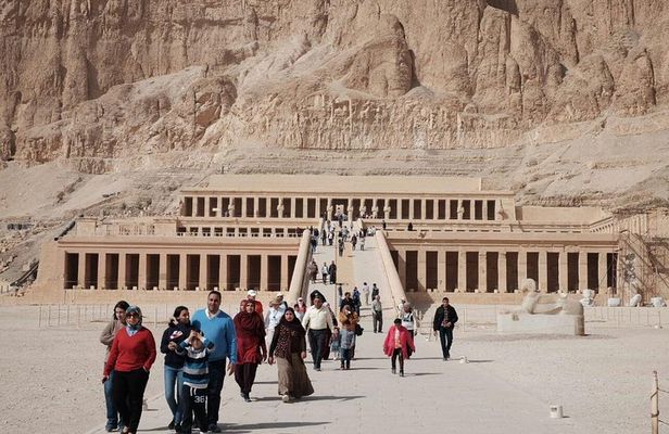 Private Luxor Day tour from Cairo by Flight