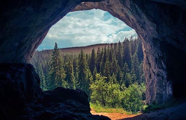 From Sarajevo: Bijambare Cave and Spring of River Bosna Tour