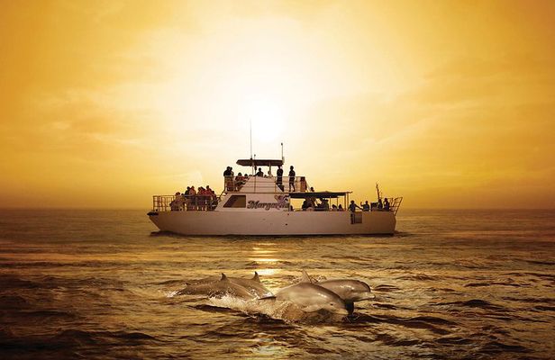 BIG Sunset Cruise - Dinner & Dolphin Watching in Guam