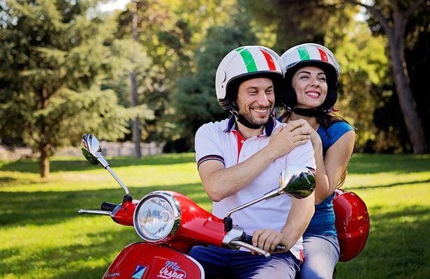 Castelli Romani Tour by Vespa