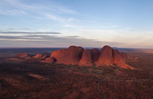 Scenic Plane Flight: Uluru & Kata Tjuta