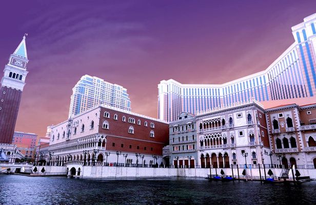Venetian Macao and Macau Heritage Tour with 2-way ferry transfers from Hong Kong