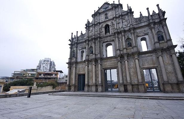 Day Tour to Macau with Hotel Pickup in Hong Kong Island