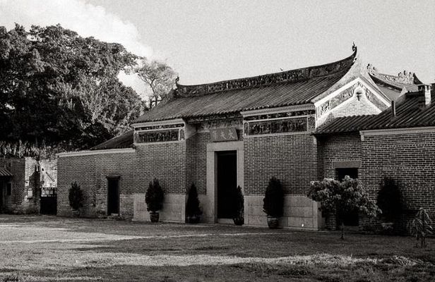 Coach Tour: Hong Kong Heritage Discovery