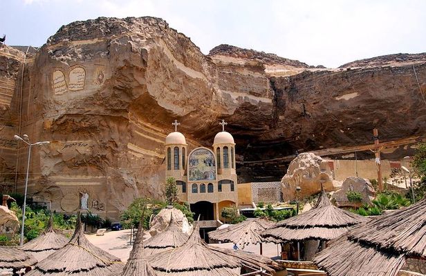 Private day tour to Giza pyramids and Cave Church with camel ride