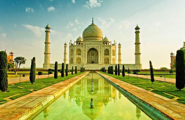 2 Day Golden Triangle Tour to Agra and Jaipur