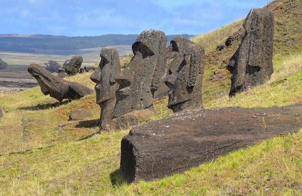 Private Full-Day Easter Island Highlights South and East