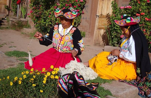 Full Day tour to Uros Titino and Llachon from Puno