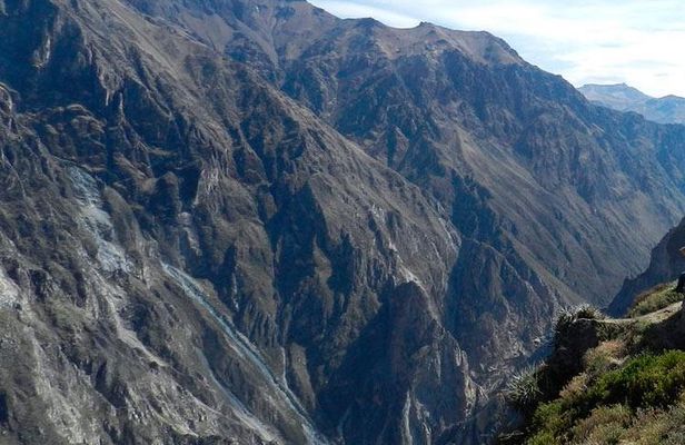 TOUR COLCA CANYON 2D - 1N (Shared Service)