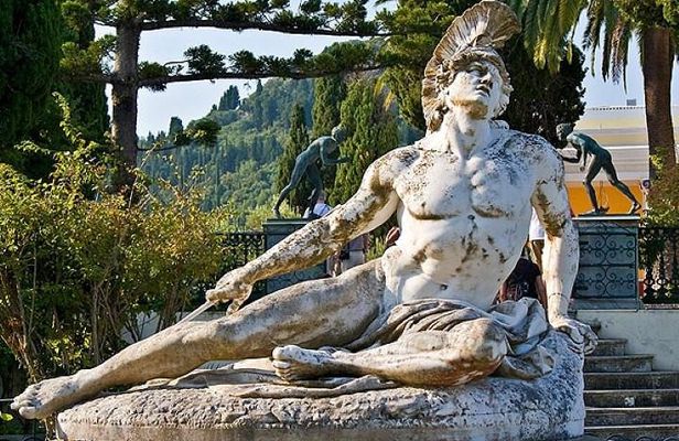 Achilleion Palace and Corfu Old Town Tour