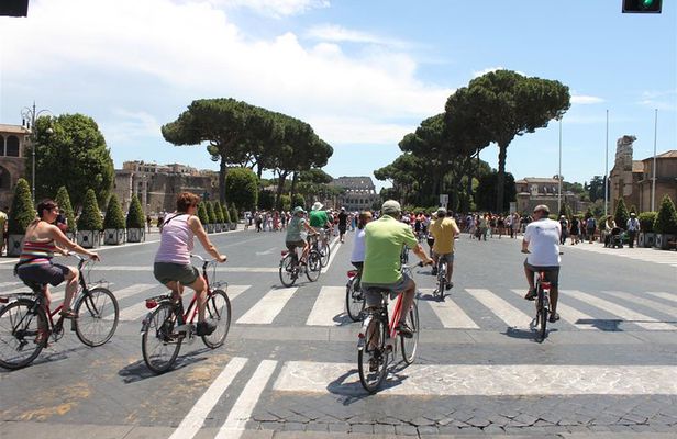 Rome by Bike - Classic Rome Tour