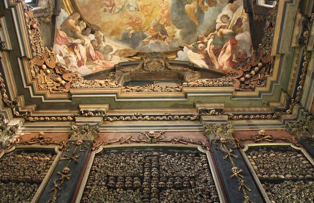Secret Milan tour & Appetizer with its delicatessen