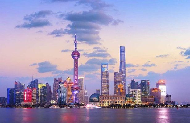 Half-Day Private Shanghai Tour by English Driver Guide including Bund, Xintiandi