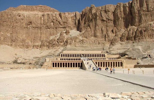 Private Tour to Luxor west bank tombs