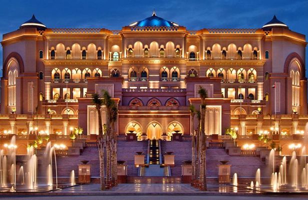 Dining Experience at iconic Emirates Palace Abu Dhabi