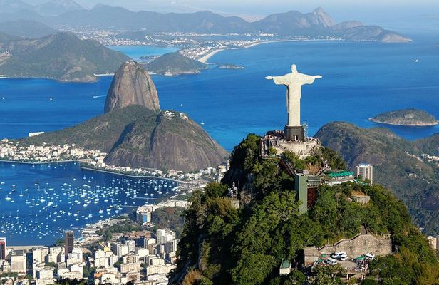 Full Day: Christ Redeemer, Sugarloaf, City Tour & Barbecue Lunch