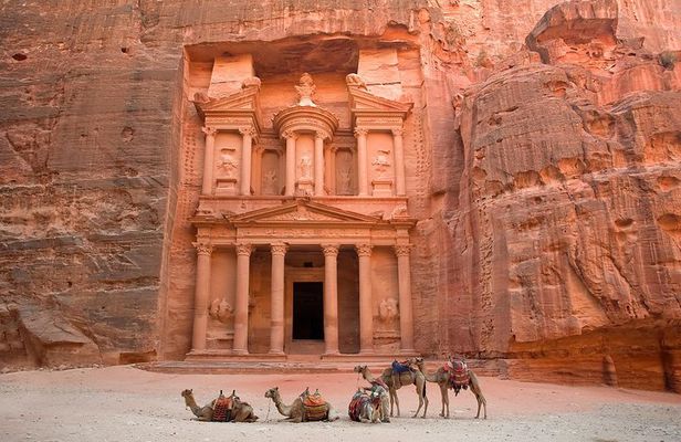 02 Days with 01 overnight Petra and Wadi Rum Tour from Eilat Border