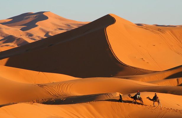 Private Tour from Marrakech to Merzouga Dunes and Fez