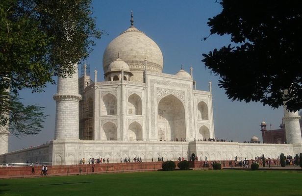 Tajmahal Sunrise And Sunset Tour in Agra with Fatehpur Sikri