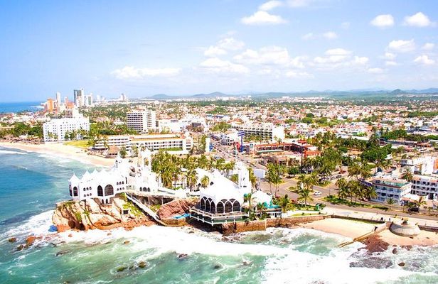 Day Pass at Mazatlan Beach Front Resort with Lunch